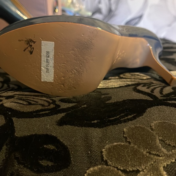 Beautiful blue heels! Joan and David worn once! Size 8 - Picture 2 of 4